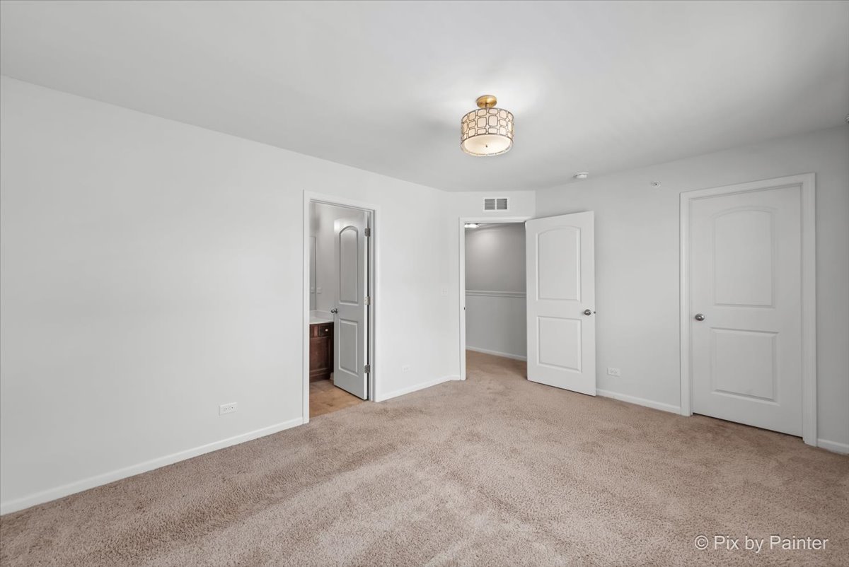 1196 Colfax Avenue Des Plaines, IL 60016 - Photo 16 of 28 a view of an empty room