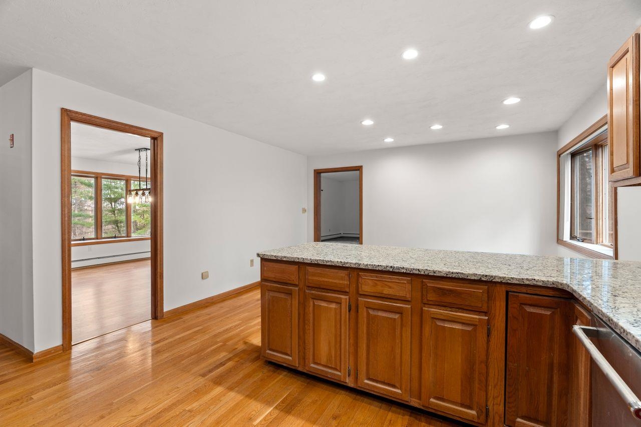 207 Hayden Road Hollis, NH 03049 - Photo 10 of 39