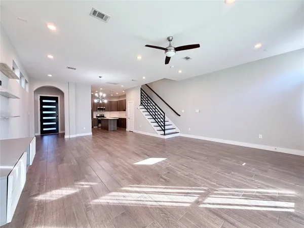 $2,550 | 8404 Safeguard Street, Houston, TX 77051
