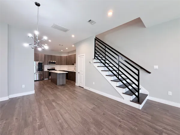 $2,550 | 8404 Safeguard Street, Houston, TX 77051