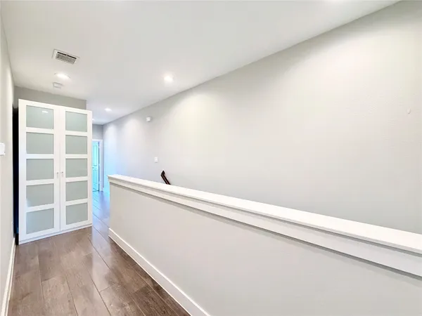 $2,550 | 8404 Safeguard Street, Houston, TX 77051