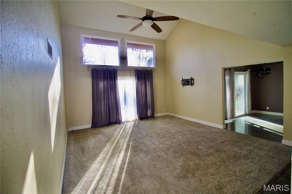 1809 Montview Avenue Godfrey, IL 62035 - Photo 3 of 21