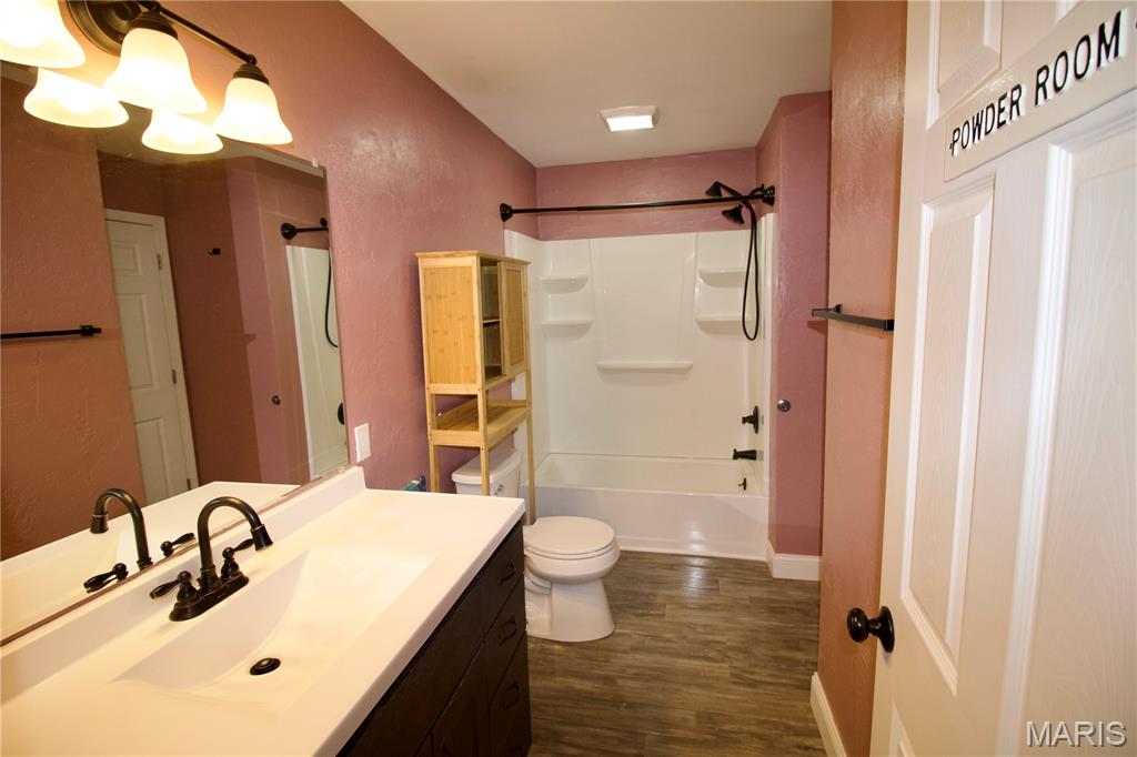 1809 Montview Avenue Godfrey, IL 62035 - Photo 8 of 21