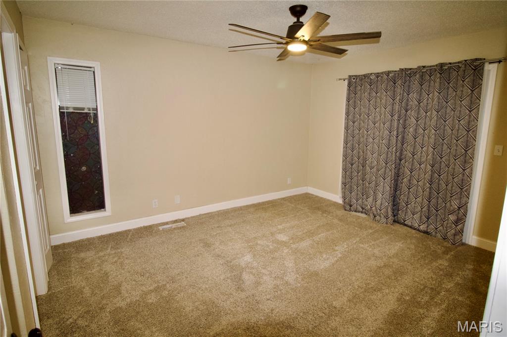 1809 Montview Avenue Godfrey, IL 62035 - Photo 9 of 21