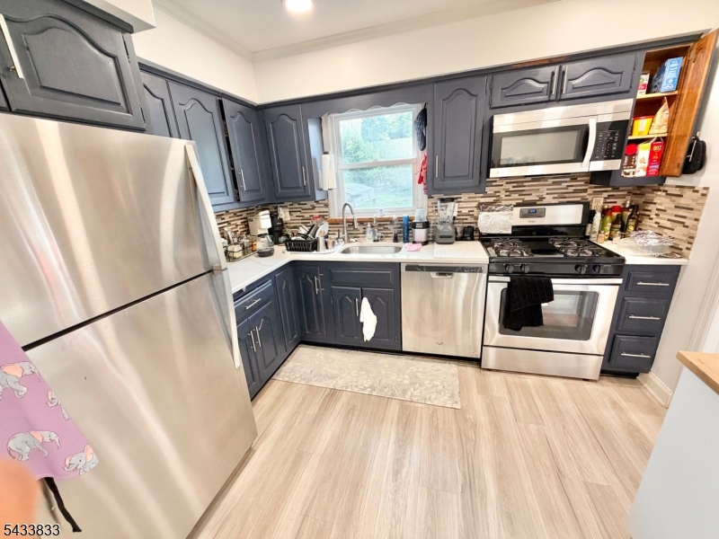 344 Nottingham Way Union, NJ 07083 - Photo 16 of 32