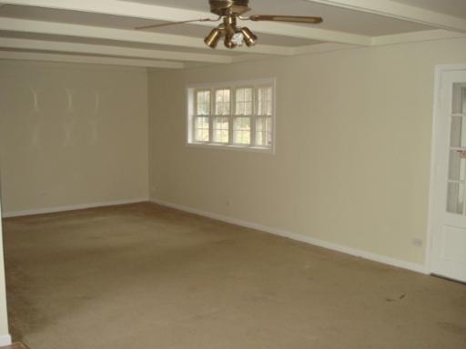 12 Manor Road Lake Zurich, IL 60047 - Photo 3 of 7