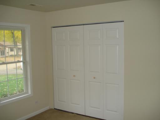 12 Manor Road Lake Zurich, IL 60047 - Photo 4 of 7