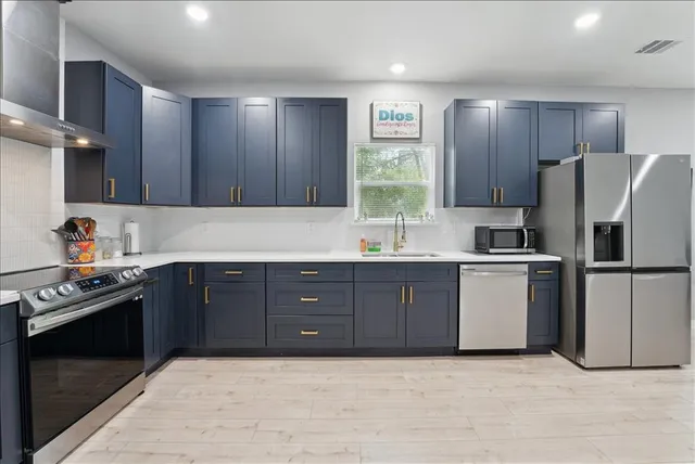 $295,000 | 707 North Wilhite Street, Cleburne, TX 76031