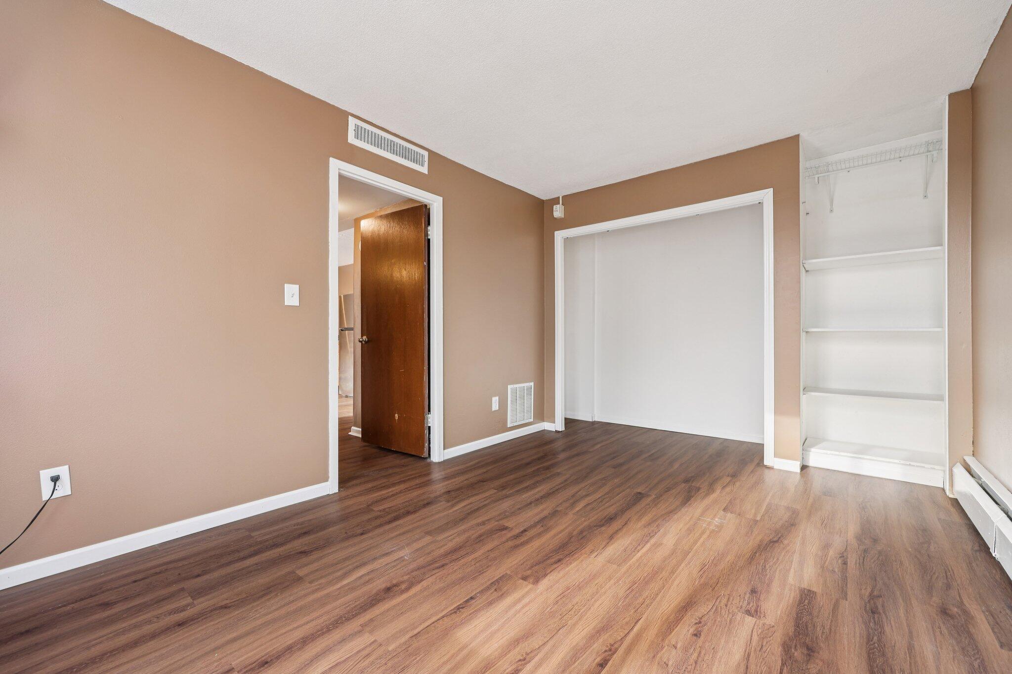 1409 North Prospect Avenue, Unit 302 Milwaukee, WI 53202 - Photo 15 of 19 14-web-or-mls-N Prospect Ave 302-S1702-0