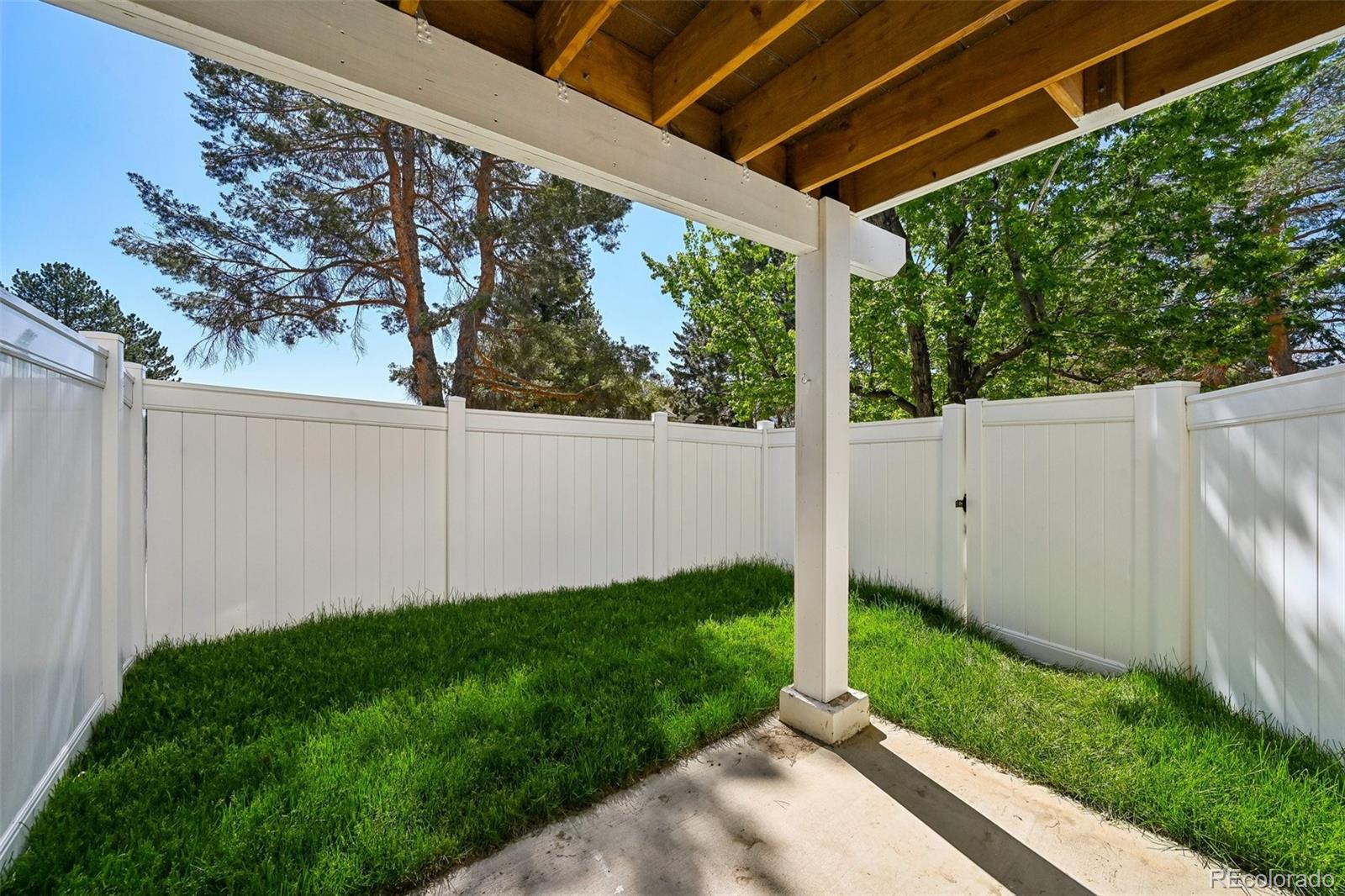 3990 South Rifle Court Aurora, CO 80013 - Photo 35 of 37