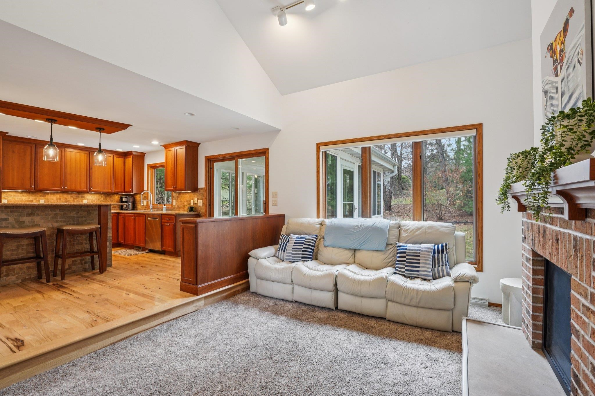 7313 Ashwabay Lane Madison, WI 53719 - Photo 13 of 63