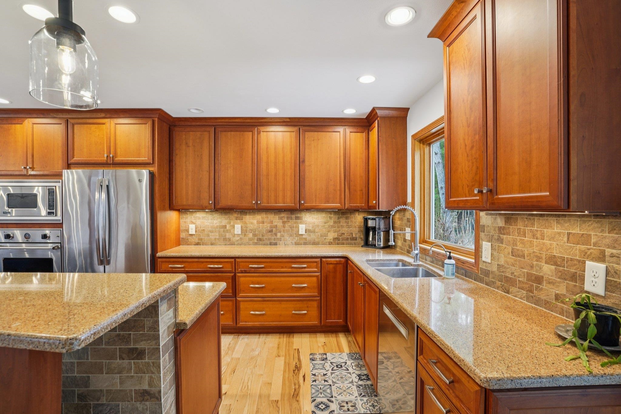 7313 Ashwabay Lane Madison, WI 53719 - Photo 7 of 63