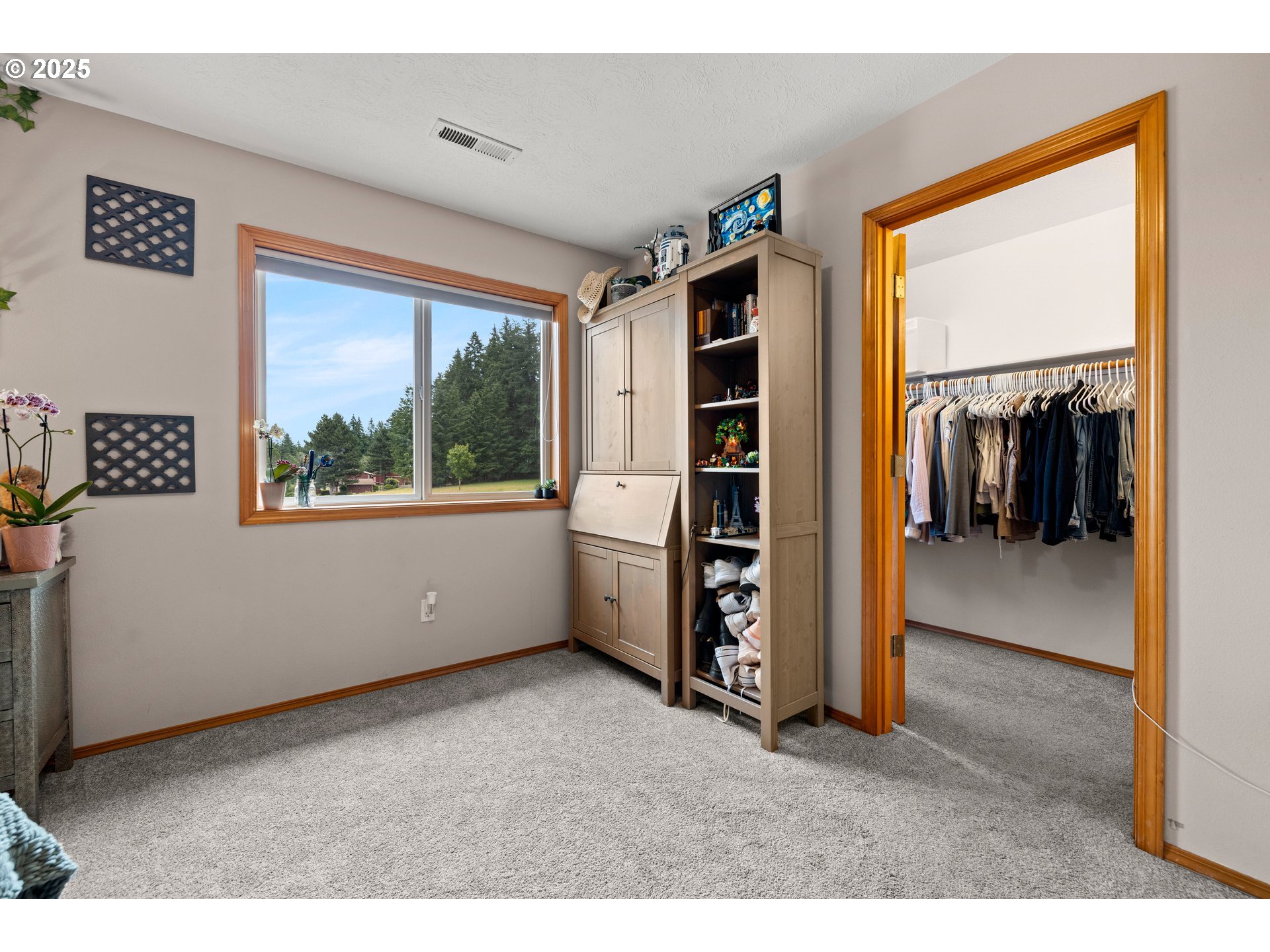 34788 Southeast Colorado Road Sandy, OR 97055 - Photo 18 of 46 Bedroom