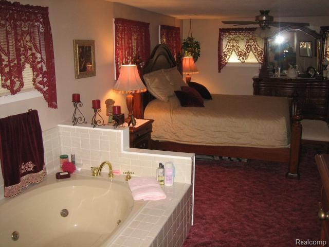 3254 Longview Avenue Rochester, MI 48307 - Photo 10 of 12 CAWXKRC3