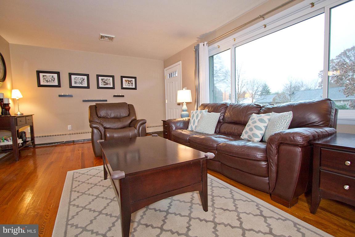 2306 Helena Road Lancaster, PA 17603 - Photo 2 of 34 Gallery Image 2