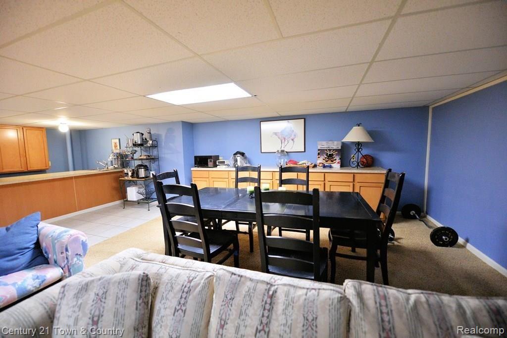 372 Shellbourne Drive Rochester Hills, MI 48309 - Photo 41 of 45