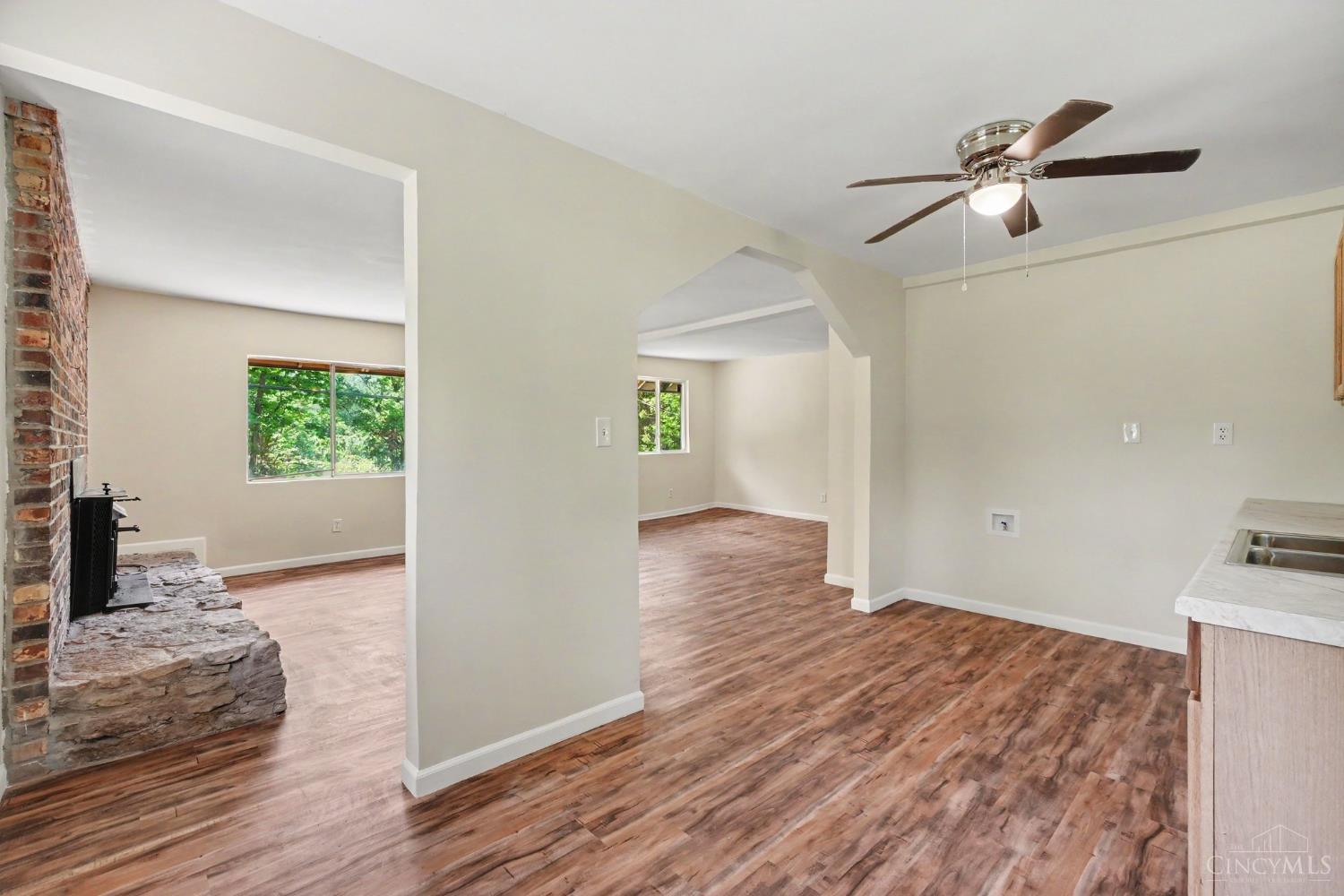 8547 Davis Road Maineville, OH 45039 - Photo 11 of 33