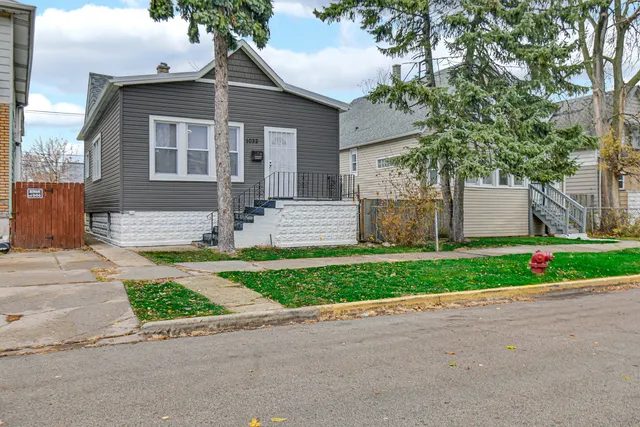 $154,000 | 1032 West 103rd Place, Chicago, IL 60643
