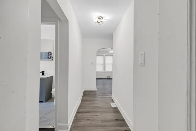 $154,000 | 1032 West 103rd Place, Chicago, IL 60643