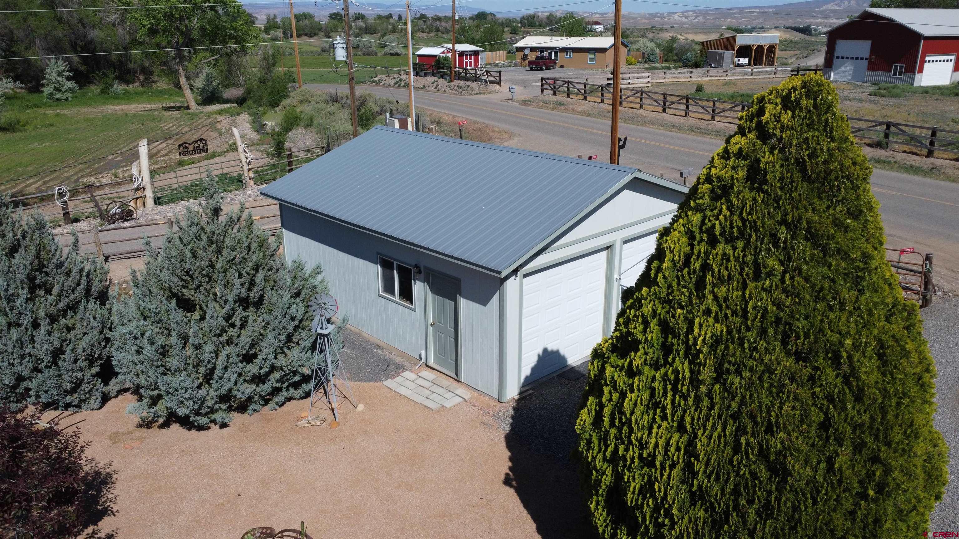 13762 F Road Delta, CO 81416 - Photo 29 of 34 a view of a backyard with plants