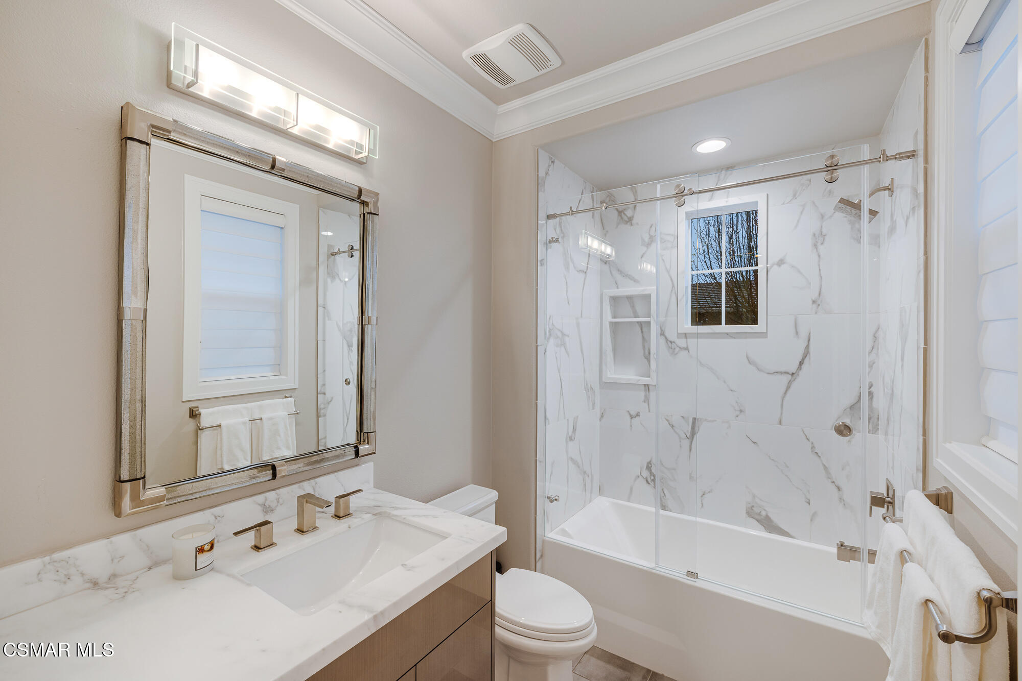 6508 High Country Place Moorpark, CA 93021 - Photo 23 of 95 a bathroom with a bathtub shower sink vanity mirror and toilet