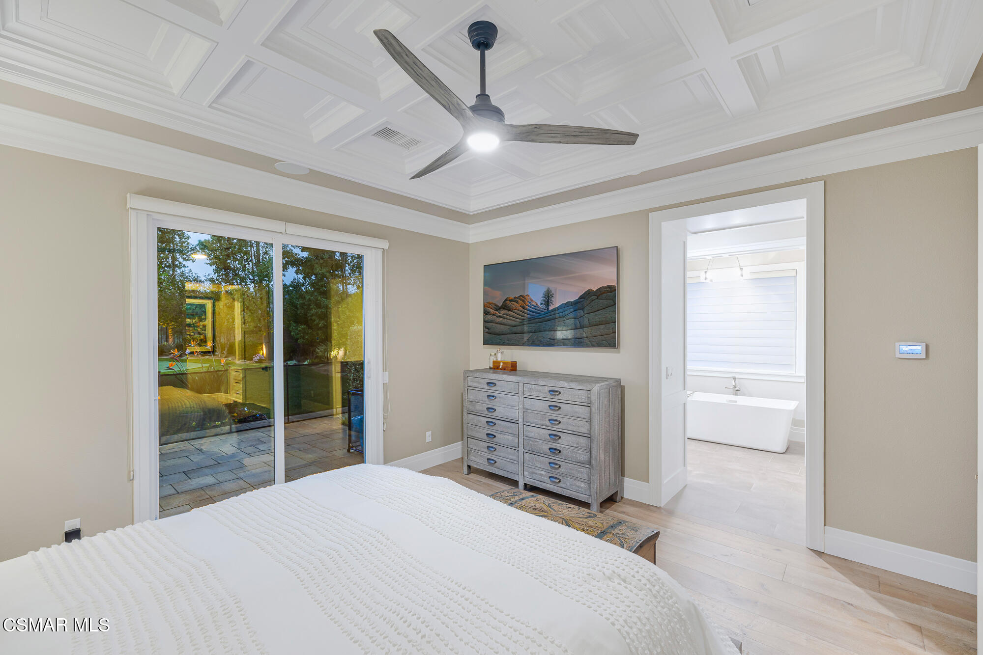 6508 High Country Place Moorpark, CA 93021 - Photo 28 of 95 a bedroom with a bed and a flat screen tv
