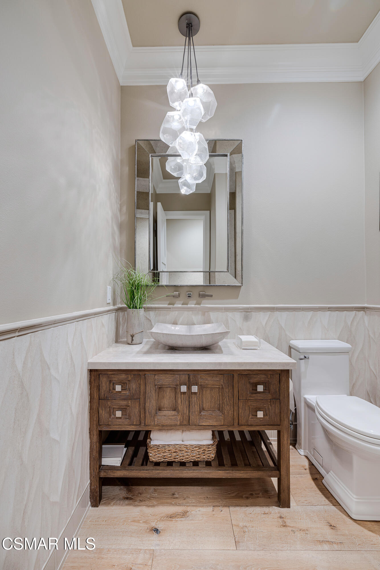 6508 High Country Place Moorpark, CA 93021 - Photo 10 of 95 a bathroom with a sink and a mirror