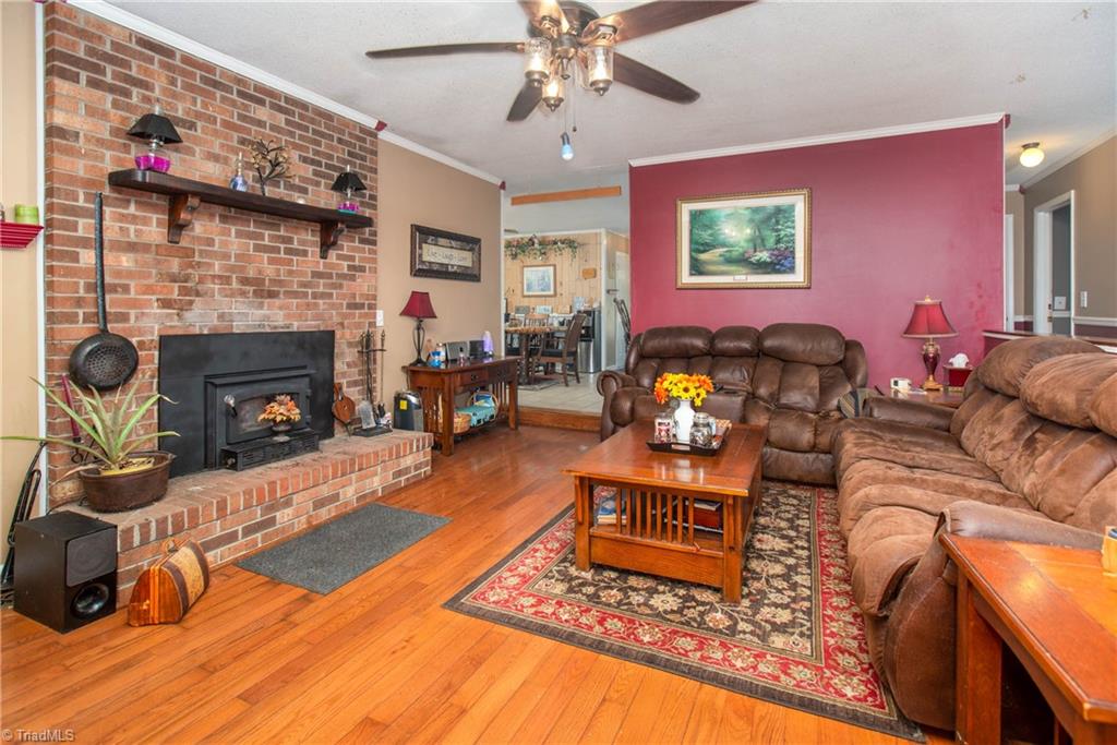 402 Roberts Farm Road Reidsville, NC 27320 - Photo 12 of 47