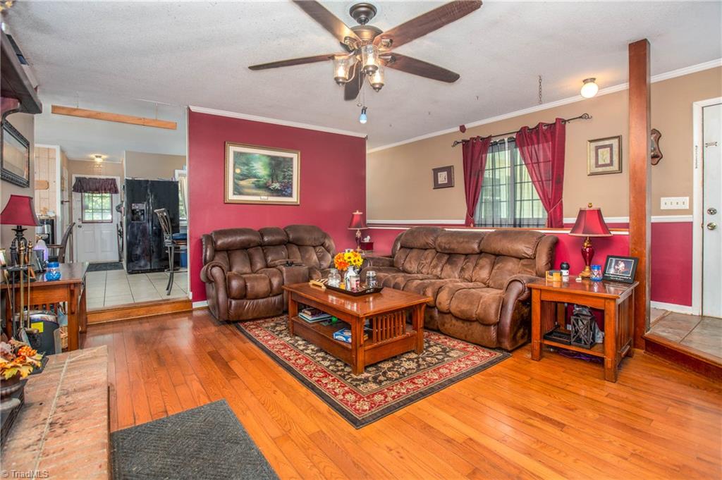 402 Roberts Farm Road Reidsville, NC 27320 - Photo 13 of 47