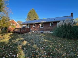 4602 Elva Road Northwest Roanoke, VA 24017 - Photo 17 of 17 Backyard