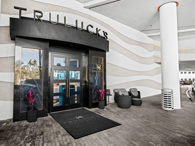 $3,195,000 | 701 North Fort Lauderdale Beach Boulevard, Unit 302, Fort Lauderdale, FL 33304