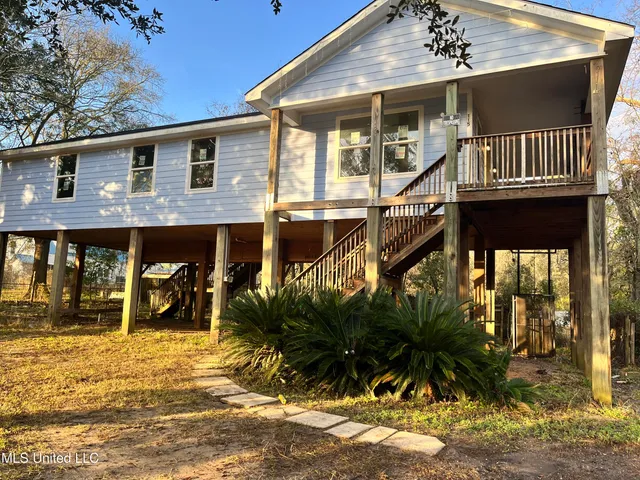 $1,400 | 3115 Louise Street, Pascagoula, MS 39581