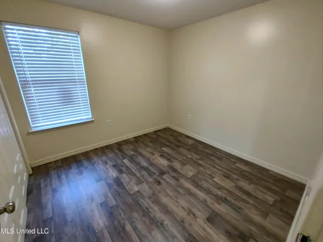 $1,400 | 3115 Louise Street, Pascagoula, MS 39581