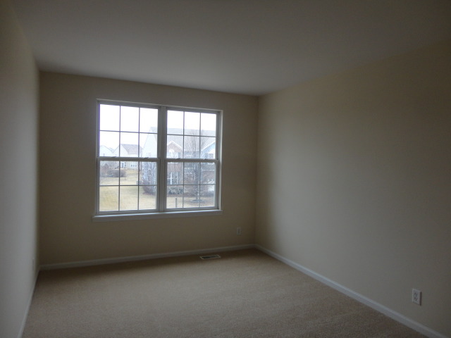 825 Myers Road Sugar Grove, IL 60554 - Photo 7 of 15