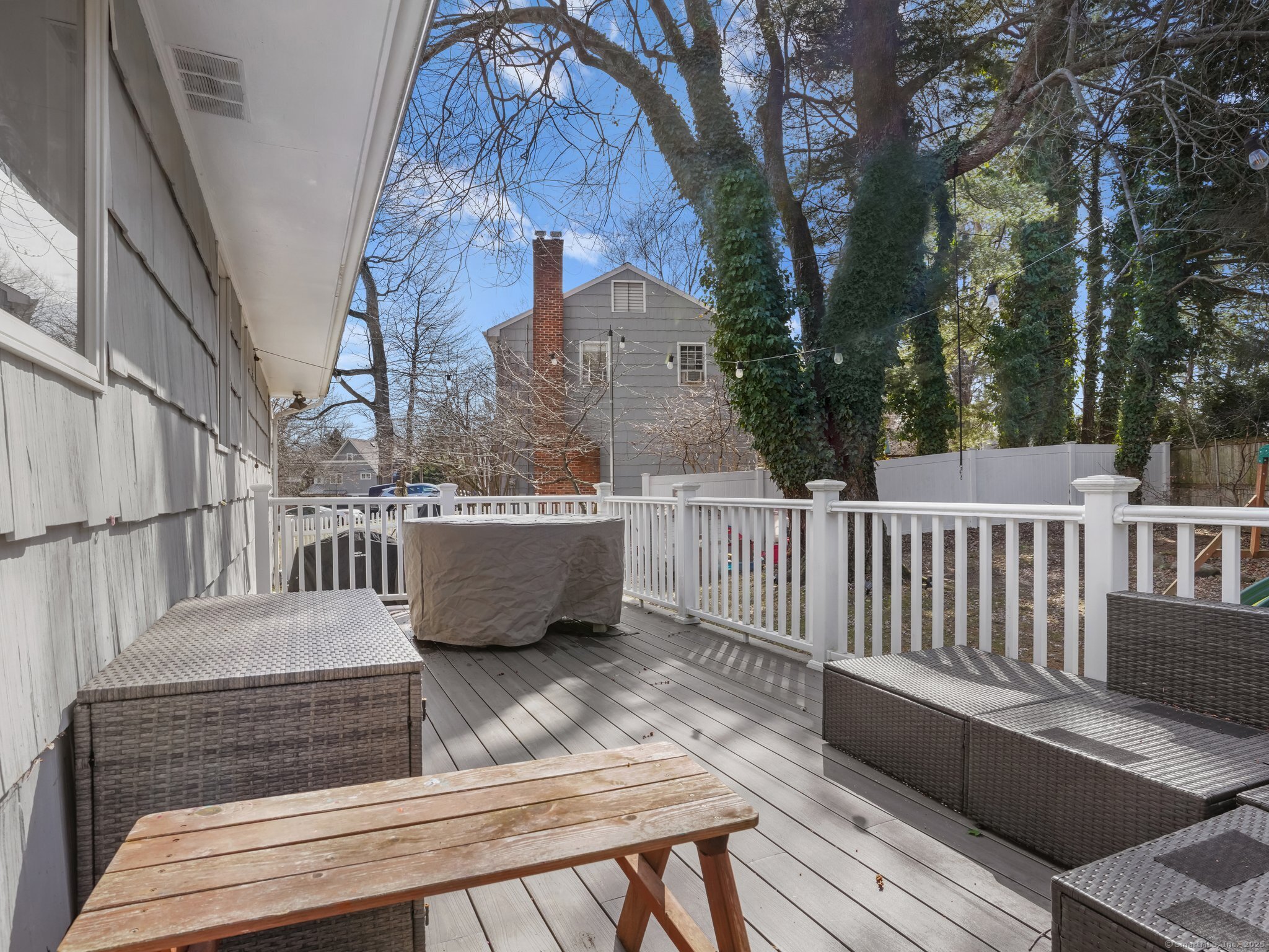 11 Old Field Road Norwalk, CT 06853 - Photo 28 of 33