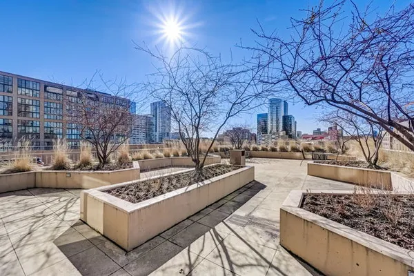 $3,000 | 200 North Jefferson Street, Unit 1509, Chicago, IL 60661