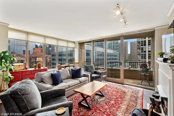 $3,000 | 200 North Jefferson Street, Unit 1509, Chicago, IL 60661