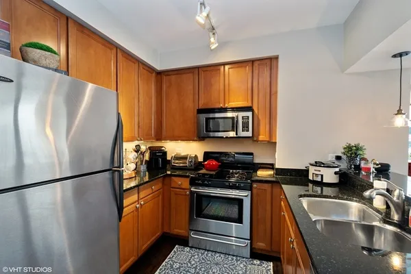$3,000 | 200 North Jefferson Street, Unit 1509, Chicago, IL 60661