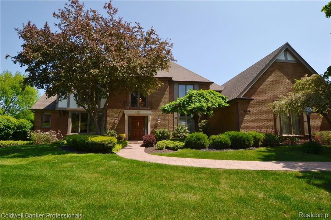 4878 Rivers Edge Drive Troy, MI 48098 - Photo 1 of 54 RChase4878_017.JPG