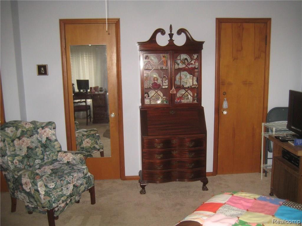 749 Harcourt Road Grosse Pointe Park, MI 48230 - Photo 35 of 80