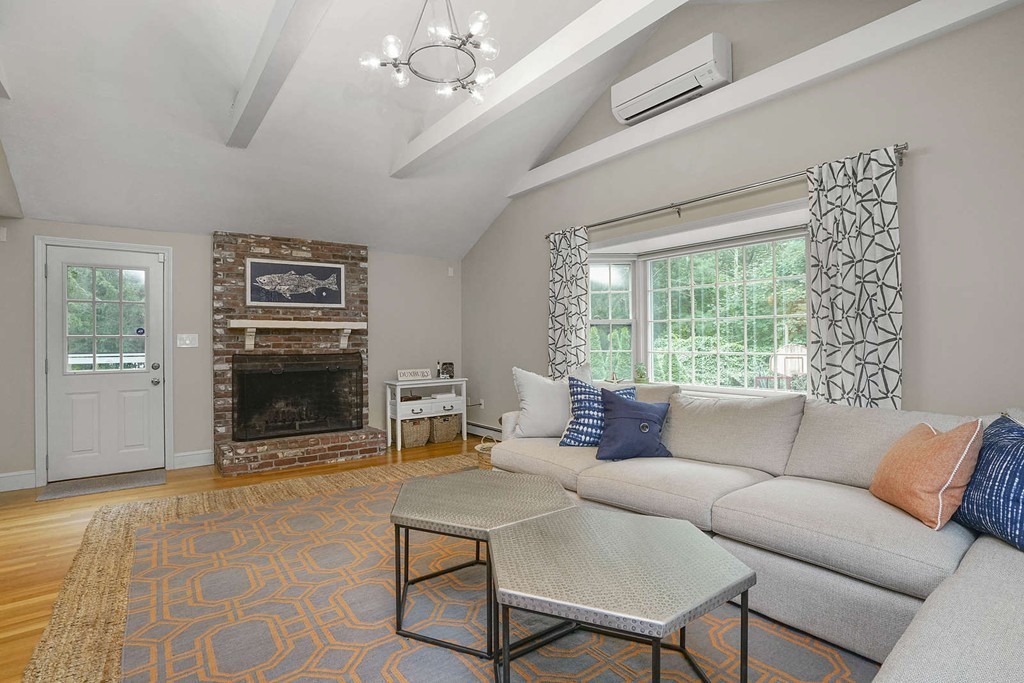 35 Buckboard Road Duxbury, MA 02332 - Photo 8 of 30 Gallery Image 8