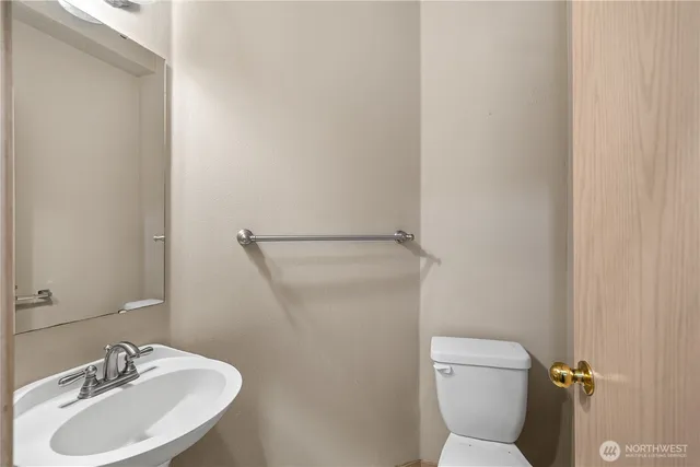 $269,000 | 6304 Barstow Lane Southeast, Unit 7, Lacey, WA 98513