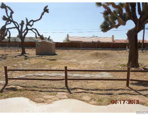 12820 Pocono Road Apple Valley, CA 92308 - Photo 5 of 10 Gallery Image 5