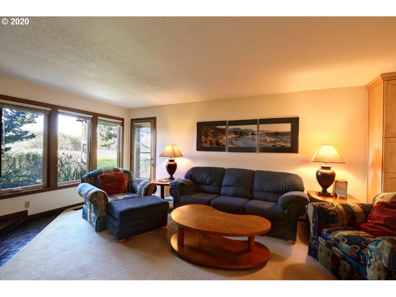 555 Breakers Point, Unit 555 Cannon Beach, OR 97110 - Photo 7 of 32