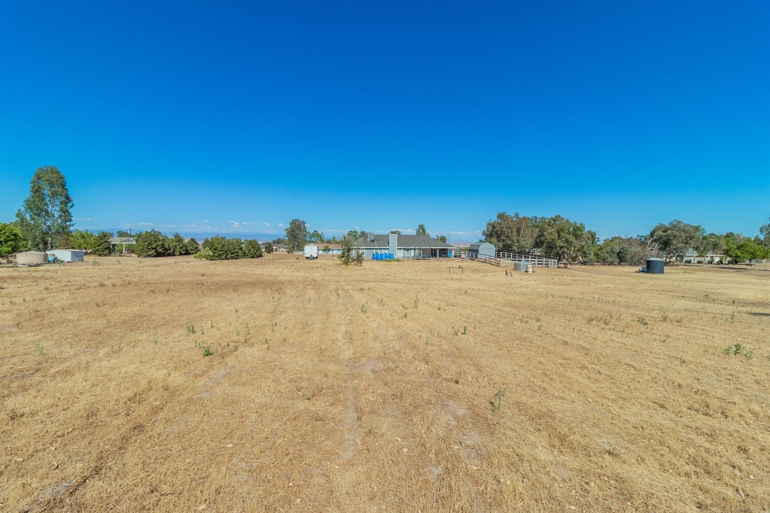 17102 La Canada Road Madera, CA 93636 - Photo 27 of 28 Gallery Image 27