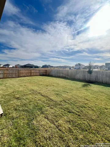 $2,700 | 14426 Daphne Bend, San Antonio, TX 78253