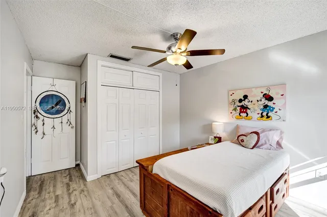 $388,800 | 3302 Farragut Street, Unit 5C, Hollywood, FL 33021