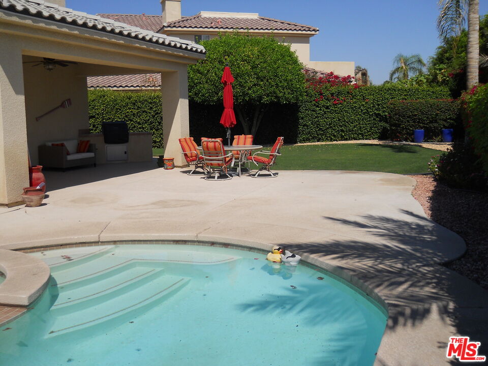 6 Thatcher Court Rancho Mirage, CA 92270 - Photo 23 of 25 a view of a volley ball court