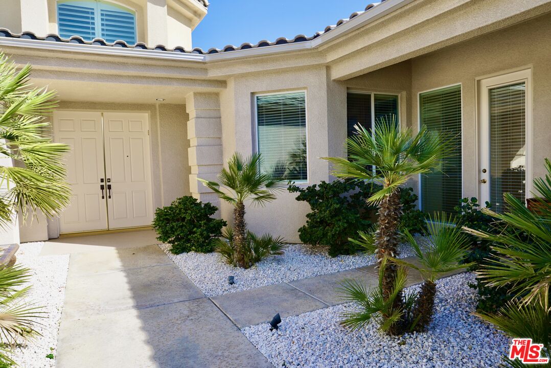 6 Thatcher Court Rancho Mirage, CA 92270 - Photo 6 of 23