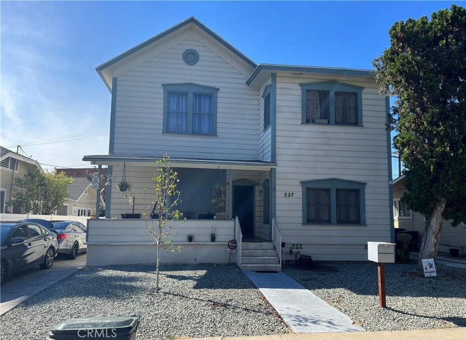 227 North Everett St  